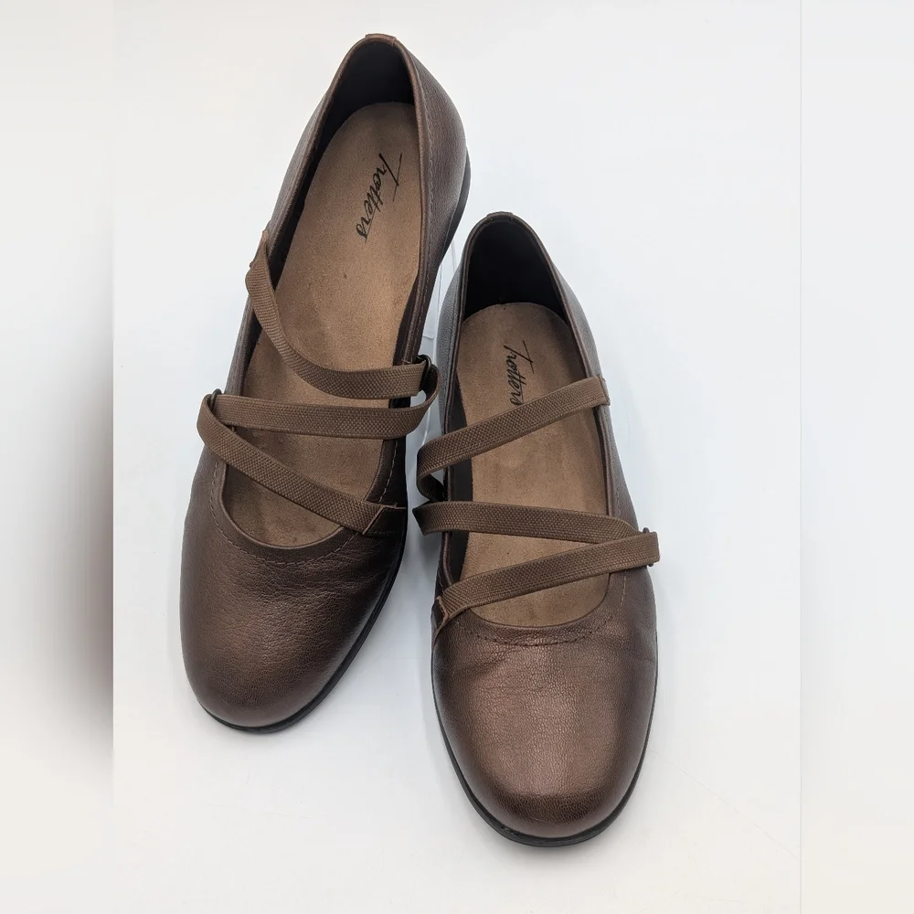 Trotters Della Women's Size 11N Metallic Brown Ballet Flats Flexible Outsoles